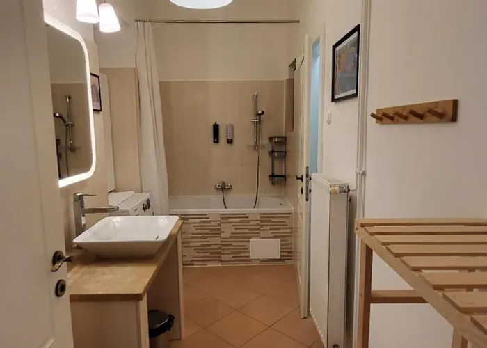 Appartement Away From Crowds, Near To Center - Vaskapu *