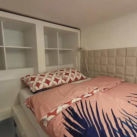 Apartment Away From Crowds, Near To Center - Vaskapu Budapest