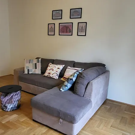 Apartment Away From Crowds, Near To Center - Vaskapu Budapest